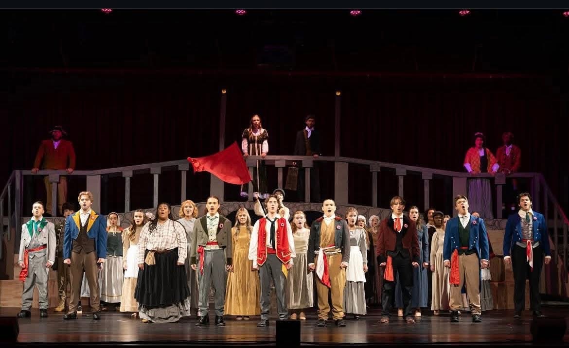 Full cast on the barricade