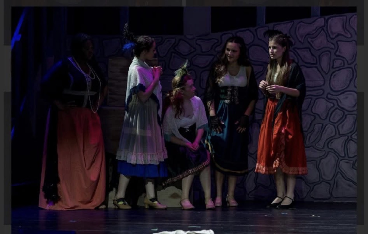 Ensemble scene under blue light